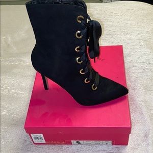 Black bow tie booties